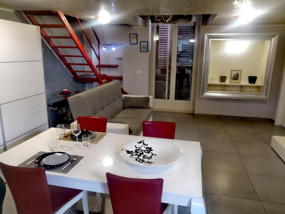 Metro Casa Vacanze 布林迪西 外观 照片